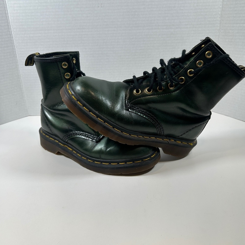 Dr Martens Boots Women's size 5 Made in England Green Leather Patina Combat 1460
